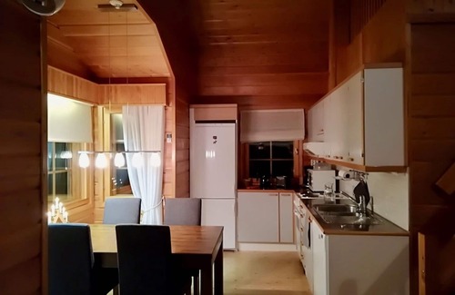 Lampivaara Ski Chalet | Experience Real Lapland at Holiday Home Rakki Pirtti