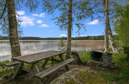 Mikkeli House | Pet-Friendly Retreat: Holiday Home Rantapelto Awaits!