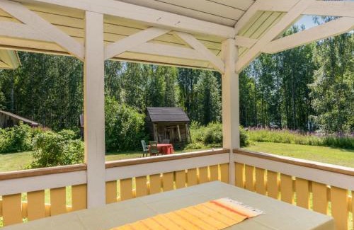 Juva House | Pet-Friendly Holiday Home Rauhalinna with Hot Tub Access