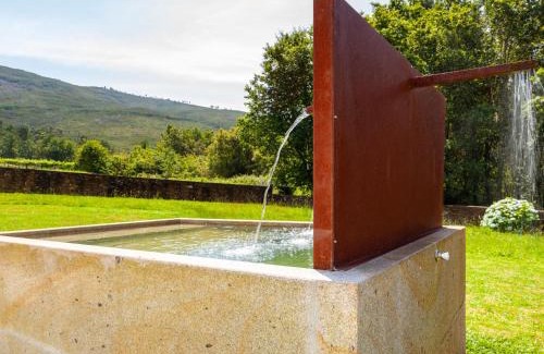 Caminha House | Cozy Holiday Home Recanto: Family-Friendly Retreat Awaits