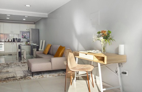 Imaculado Coracao de Maria House | Holiday Home 'Refugio Tropical' with Shared Garden and Wi-Fi Access