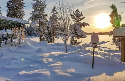 Pertunmaa House | Family-Friendly Holiday Home Riemurahi with Pet Access