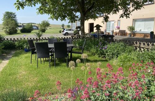 Rodershausen Apartment | Family-Friendly Apartment in Rodershausen with Barbecue