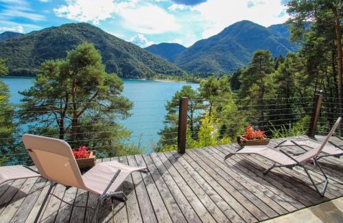 Val Maria-Pur House | Oceanfront Retreat: Holiday Home Rosemarie, Rated 9.8/10