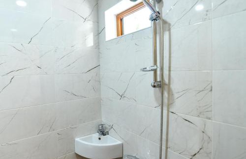 Odzun House | Guest Rated 10/10 at Holiday Home Ruben with Hot Tub