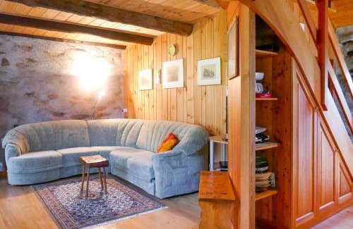 Acquarossa House | Cozy Holiday Home Rustico Tecc Berbis - Child Friendly Stay