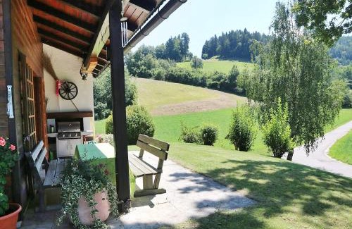 Ebenthal in Kaernten House | Cozy Holiday Home Rustika: Pet Friendly with Fireplace