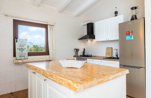 Sencelles House | Relax at Sa Caseta Biniali with Pool and Private Terrace