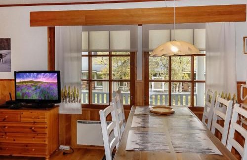 Saariselka House | Family-Friendly Getaway at Holiday Home Saariseläntie 8 f 6