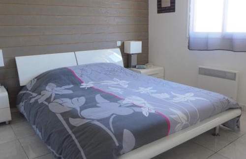 Tosse House | Guest Rated 10/10: Holiday Home Sainte Marie Awaits You