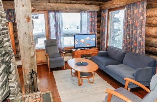 Salla House | Pet-Friendly Holiday Home Sallanhelmi c1 with Family Comfort