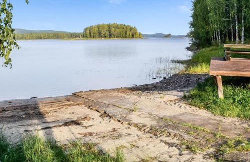 Koli National Park House | Inviting Holiday Home Savilahti with Hot Tub and Pet-Friendly