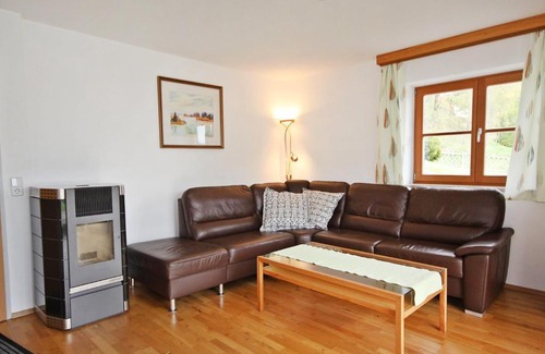 Wolfsberg House | Inviting Holiday Home Schönhart with Pet-Friendly Amenities