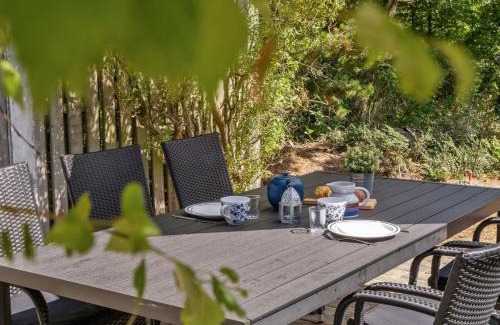 Thyholm House | Cozy Holiday Home Sebastian - Steps from the Inlet