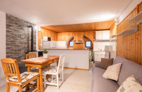 Sovazza House | Pet-Friendly Retreat: Holiday Home Serena by Interhome