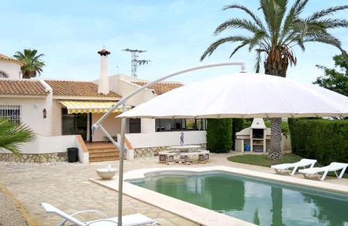La Colina House | Discover Holiday Home Serra - Family-Friendly Retreat