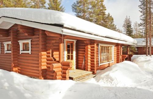 Sirkka House | Pet-Friendly Holiday Home Sirkan Ojus 1 with Hot Tub