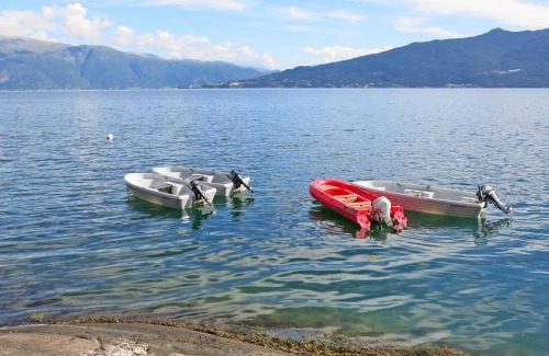 Balestrand House | Pet-Friendly Holiday Home Sofie - FJS116 Awaits You