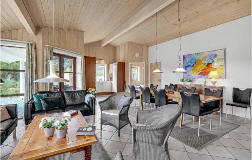 Blavand House | Charming Home in Blvand with Free Wifi for Families