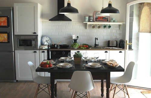 Lloseta House | Holiday Home 'Son Pelai Menut' with Mountain View, Wi-Fi and Air Conditioning