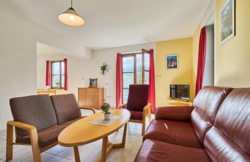 Starkov House | Holiday Home Stárkov by Interhome