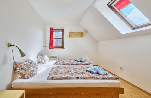 Starkov House | Holiday Home Stárkov by Interhome