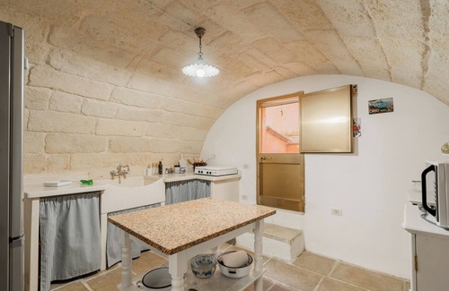 Poggiardo House | Relaxing Holiday Home "Stella di Domenica" with Terrace & A/C