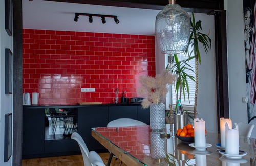 Hildesheim District House | Holiday Home 'Stilvolles Haus In Borsum' with Private Terrace, Private Garden and Wi-Fi