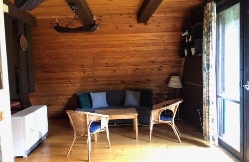 Strazne House | Pet-Friendly Retreat in Strazne/Riesengebirge with Hot Tub