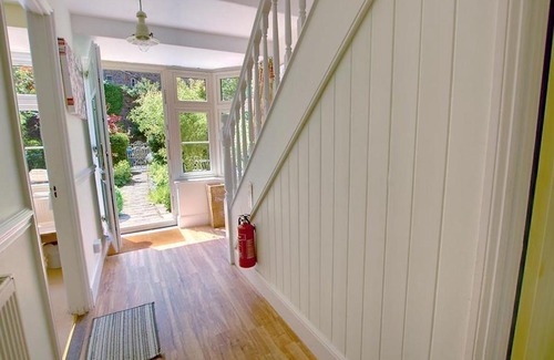 Lynmouth House | Family-Friendly Holiday Home Summerville - 4-Star Retreat