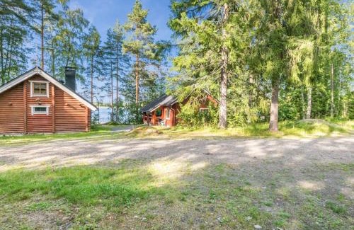 Pertunmaa House | Family-Friendly Holiday Home Tallukka with Hot Tub Access
