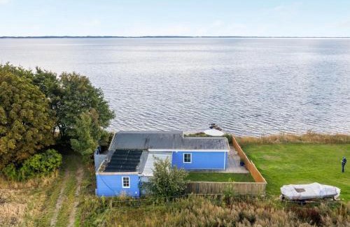 Skarup Fyn House | Cozy Holiday Home Tana - Steps from the Sea in Funen