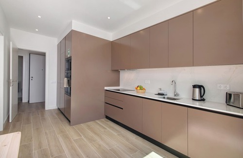 Tavira House | Holiday Home 'The Olive Tree' with Private Pool, Wi-Fi and Air Conditioning