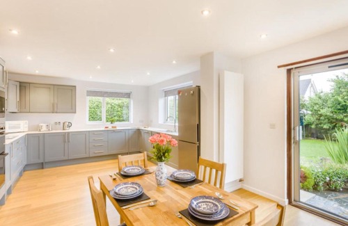 South Molton House | Pet-Friendly Holiday Home The Willows by Interhome