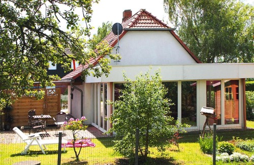 Tiebensee House | Cozy Holiday Home Tiebensee in Neuenkirchen - 9/10 Rating