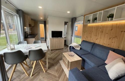 Riedenburg House | Cozy Tiny Haus Xandra: Pet-Friendly Family Retreat