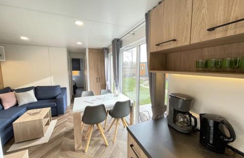 Riedenburg House | Cozy Tiny Haus Xandra: Pet-Friendly Family Retreat