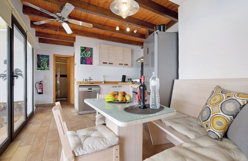 Bahia Calma House | Cozy Holiday Home "Torre 4" with Ocean View & Terrace