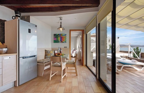Bahia Calma House | Cozy Holiday Home "Torre 4" with Ocean View & Terrace
