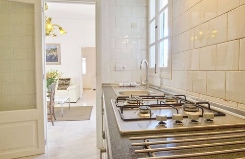 Colonia de Sant Pere House | Relax at Holiday Home 'Tres Pins' with Oceanfront Views
