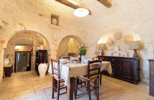 Alberobello House | Trullo Nurillo: Relax by the Pool with Free Wi-Fi