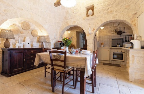 Alberobello House | Trullo Nurillo: Relax by the Pool with Free Wi-Fi