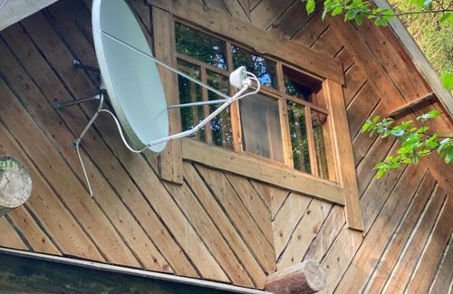 Pereslavl-Zalesskiy House | Pet-Friendly Escape at Holiday Home u Lyzhnika - 10/10 Rated