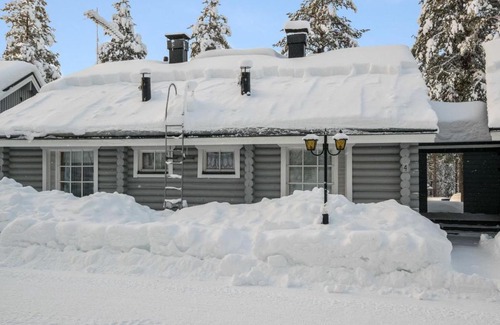 Kehys-Kainuu House | Pet-Friendly Holiday Home Ukkohovi 4 with High Ratings