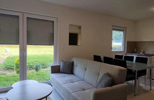 Mali Radic House | Exceptional Holiday Home Una with Pool and Pet-Friendly Amenities