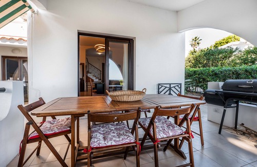 Sarroch House | Villa Judith: Oceanfront Retreat with Private Terrace & Wi-Fi