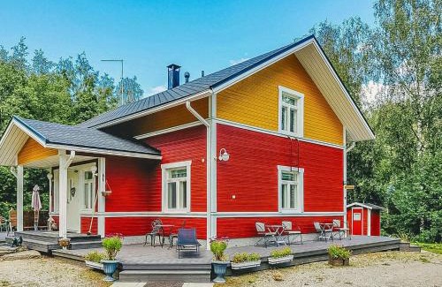 Pori House | Cozy Holiday Home Villa Ahomoisio: Family & Pet Friendly Stay