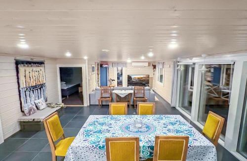 Isnas House | Discover Villa Blombacka: Family-Friendly Getaway with Hot Tub