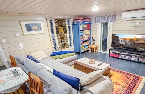 Isnas House | Discover Villa Blombacka: Family-Friendly Getaway with Hot Tub