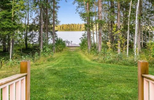 Juva House | Family-Friendly Holiday Home Villa Eerola with Hot Tub